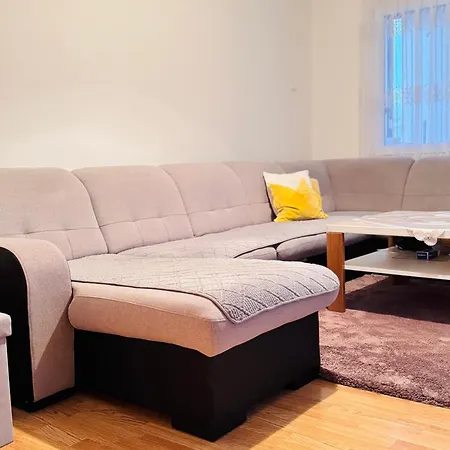 Apartman Una Apartment
